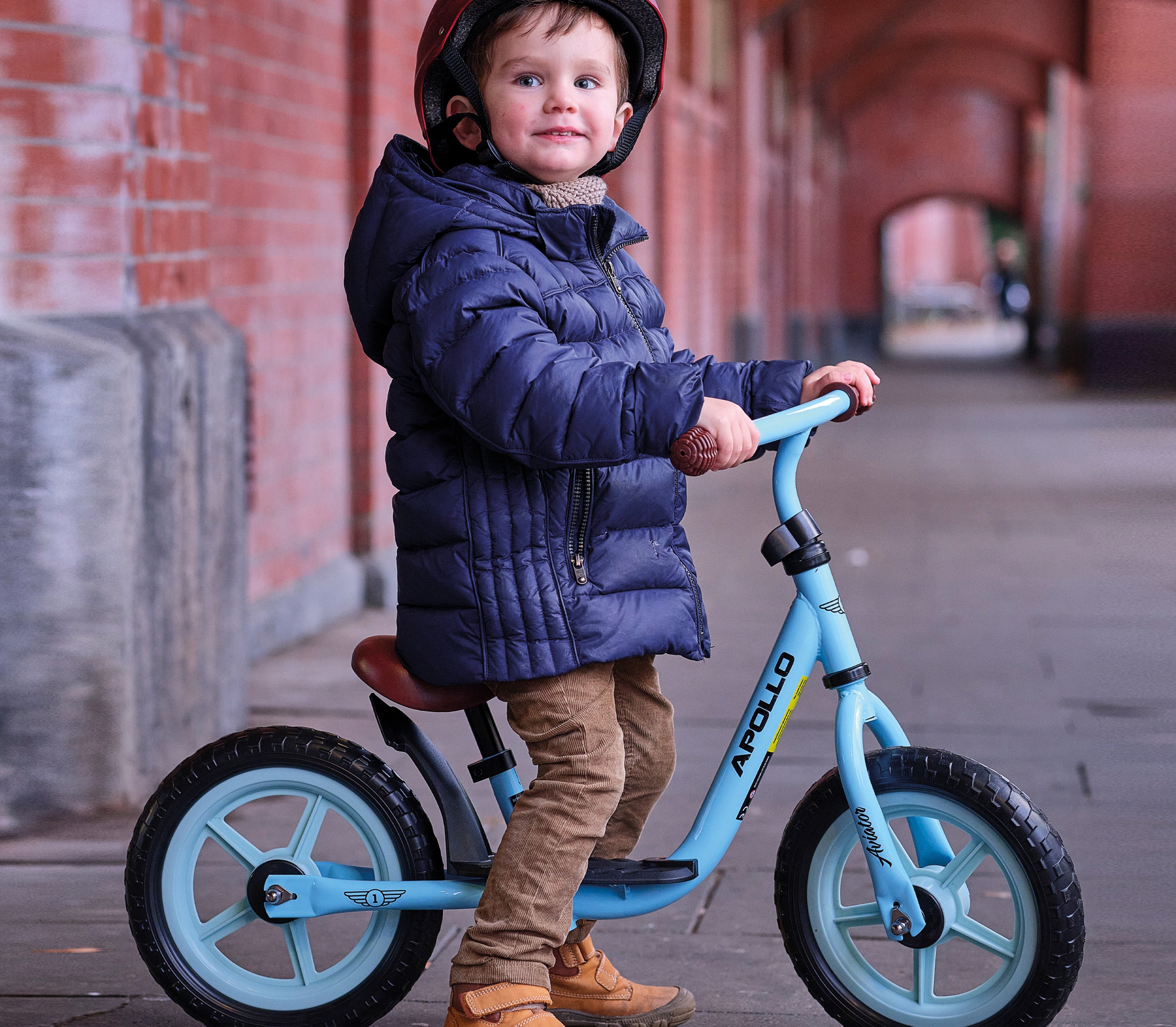 Apollo 'Aviator' Loopfiets, Veilige Kinderloopfiets 12 inch Donkerblauw
