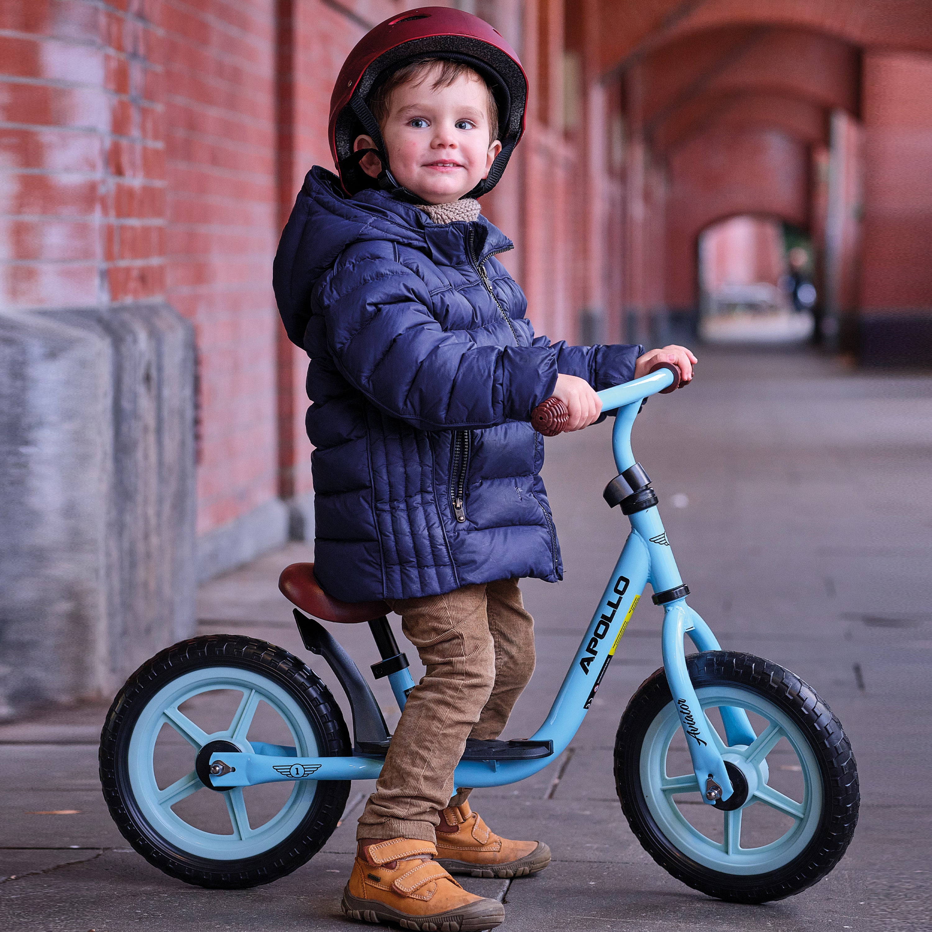 Apollo 'Aviator' Loopfiets, Veilige Kinderloopfiets 12 inch Donkerblauw